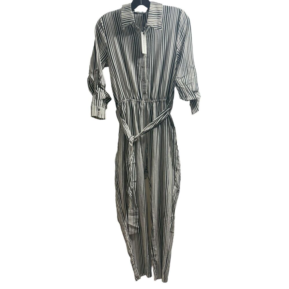 Olivaceous NWT‎ Black White Striped Long Sleeve Jumpsuit Size Small